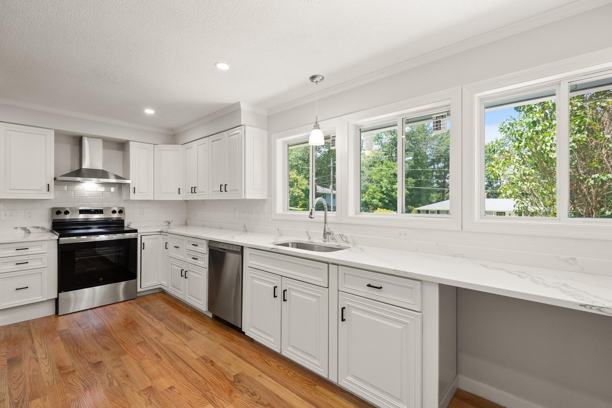Single Family Residence at 5 Woodland Drive, Paxton MA 01612, Paxton, photo 16 of 40