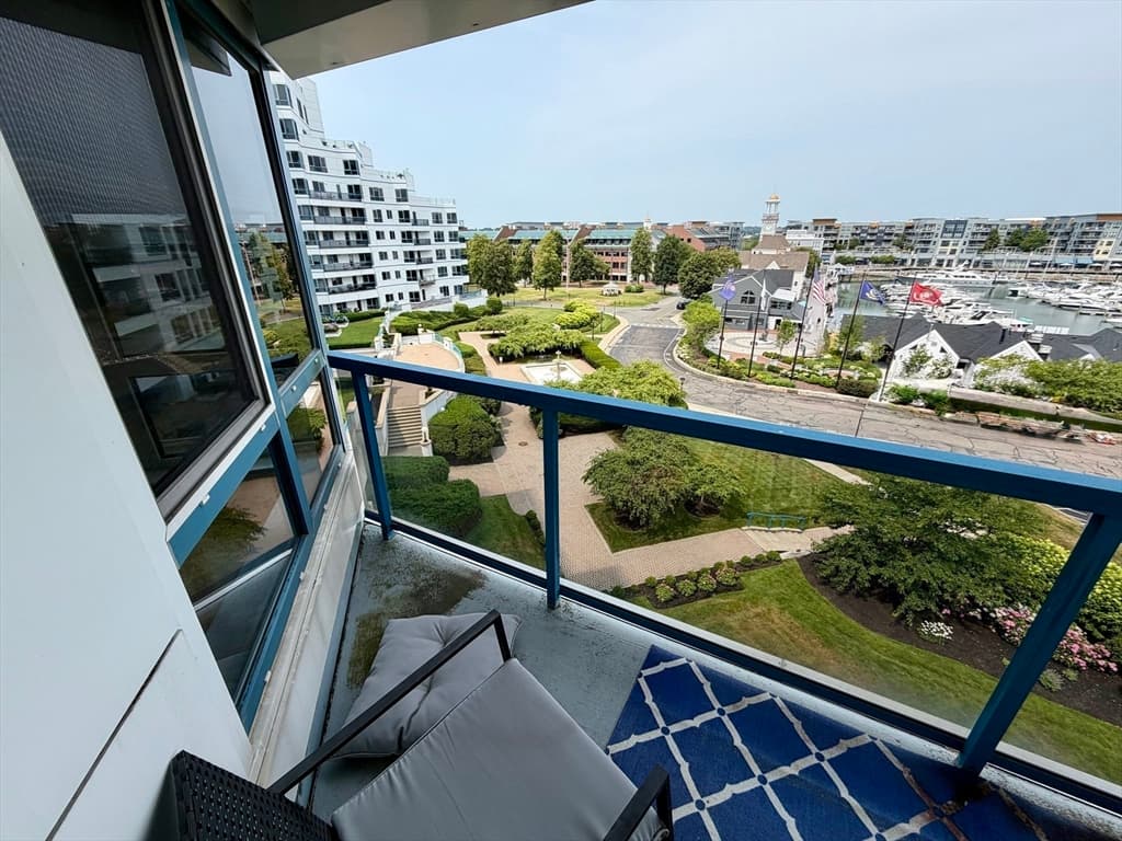 2001 Marina Dr # 410, Quincy MA 02171 photo 4