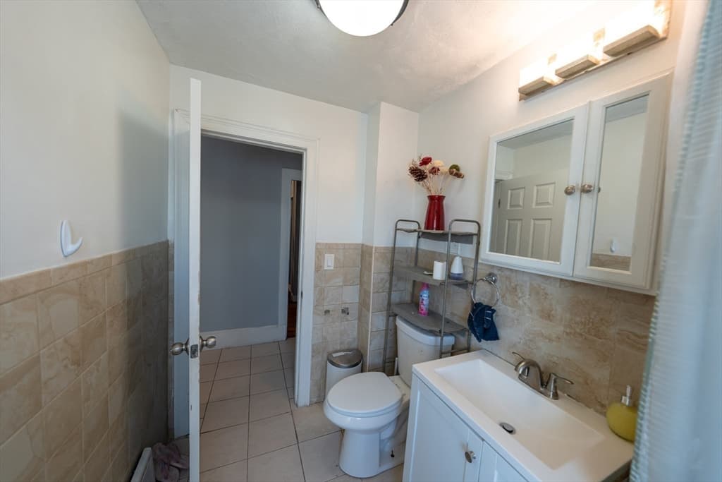 27 Wave Ave # C, Revere MA 02151 photo 6