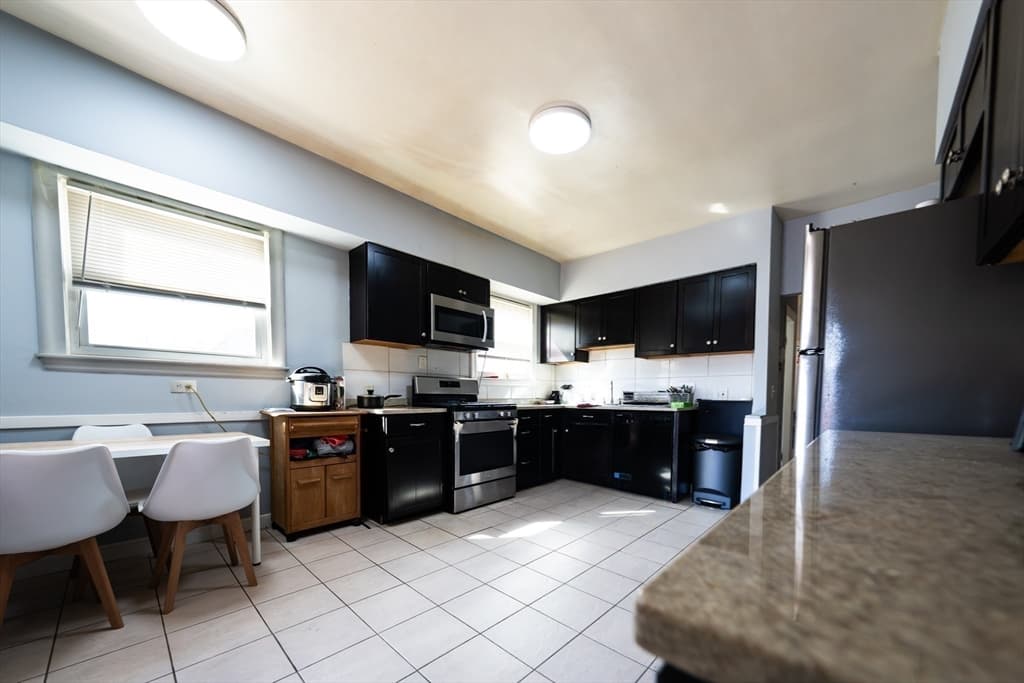 27 Wave Ave # C, Revere MA 02151 photo 8