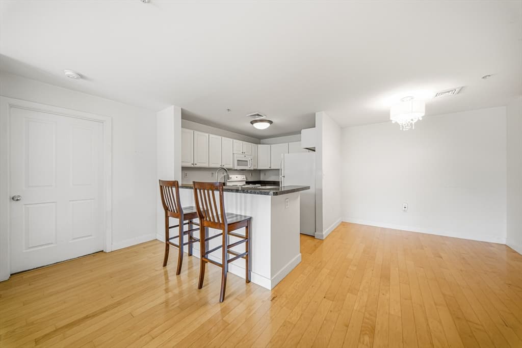 30 Franklin St # 312, Malden MA 02148 photo 8