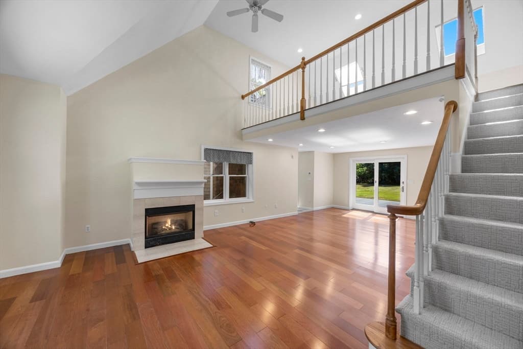 12 S Sandwich Rd, Sandwich MA 02563 photo 3