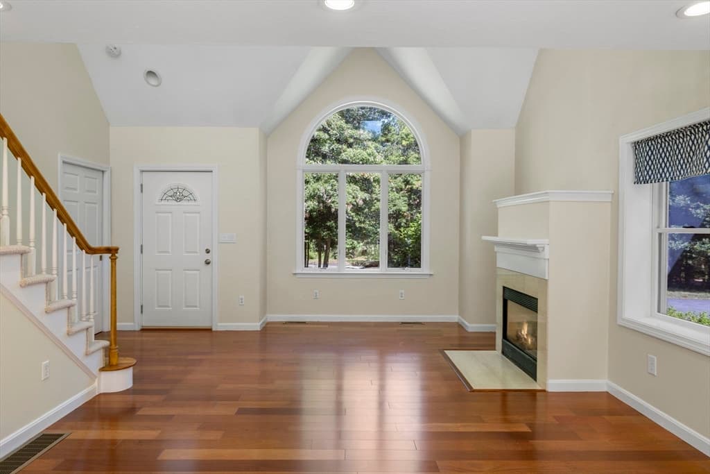 12 S Sandwich Rd, Sandwich MA 02563 photo 4