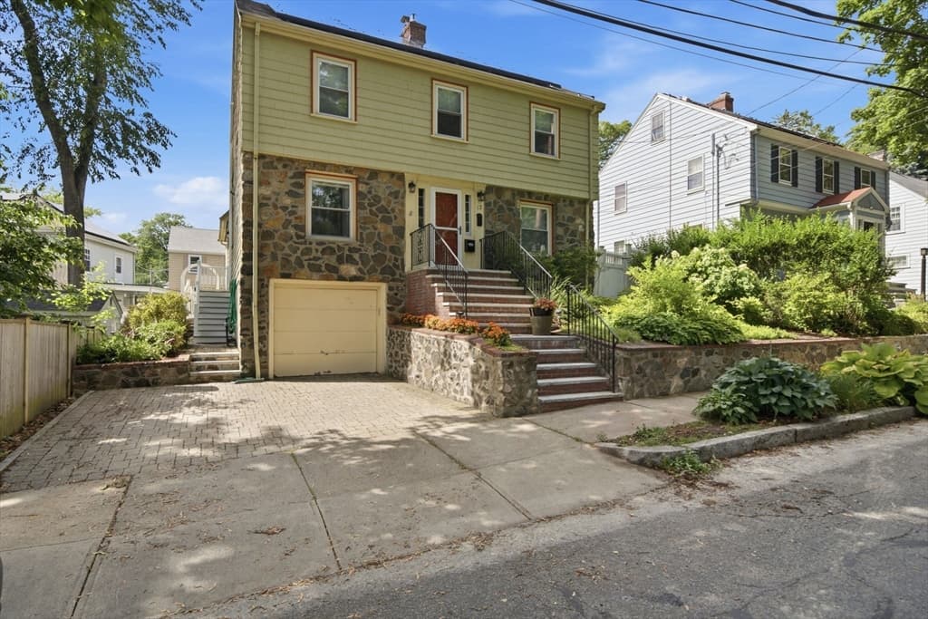 12 Chester St, Arlington MA 02476 photo 2
