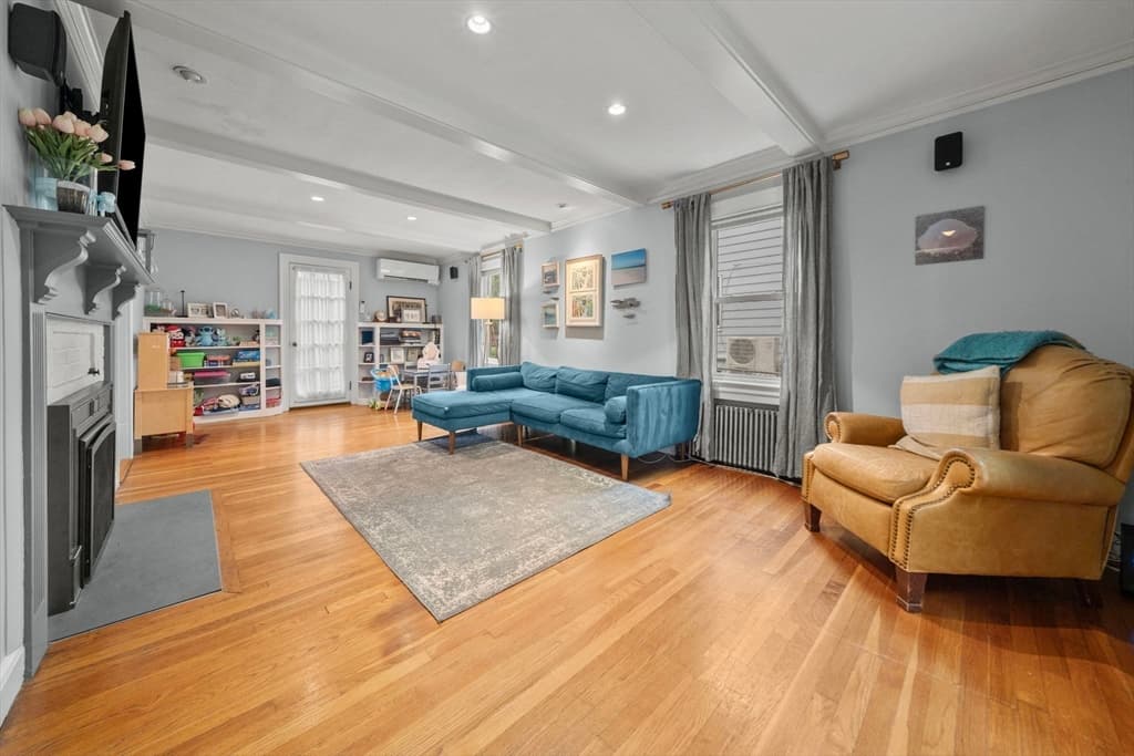 12 Chester St, Arlington MA 02476 photo 6