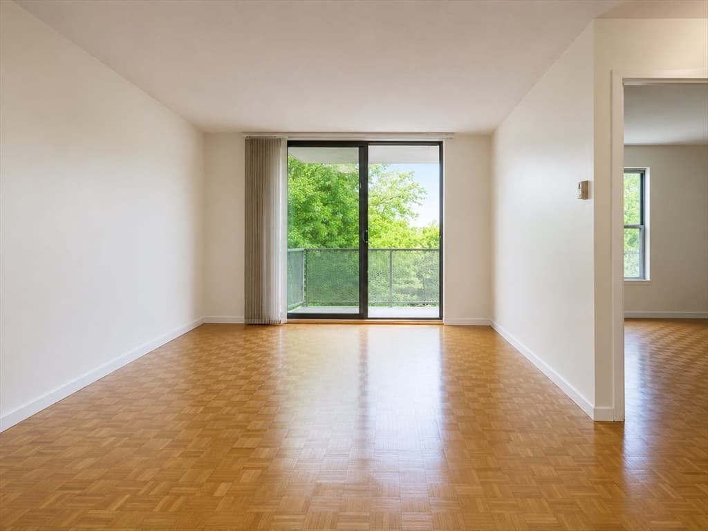 Condominium at 19 Winchester St # 402, Brookline MA 02446, photo 3 of 10