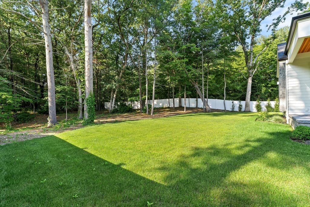 365 Charles River St, Needham MA 02492 photo 36