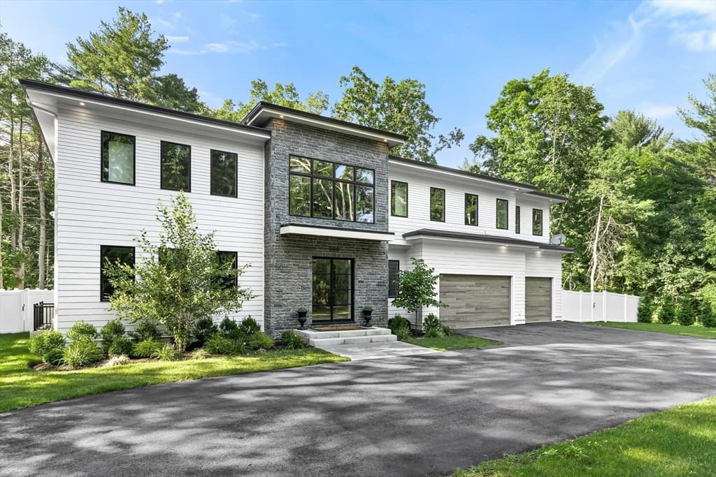 365 Charles River St, Needham MA 02492