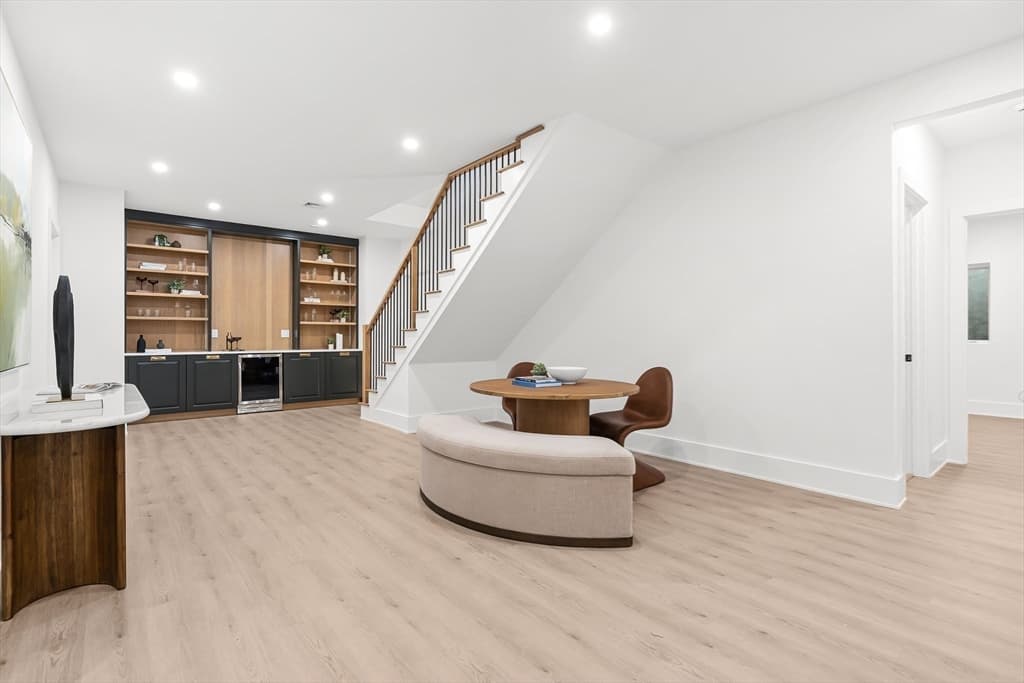 365 Charles River St, Needham MA 02492 photo 29
