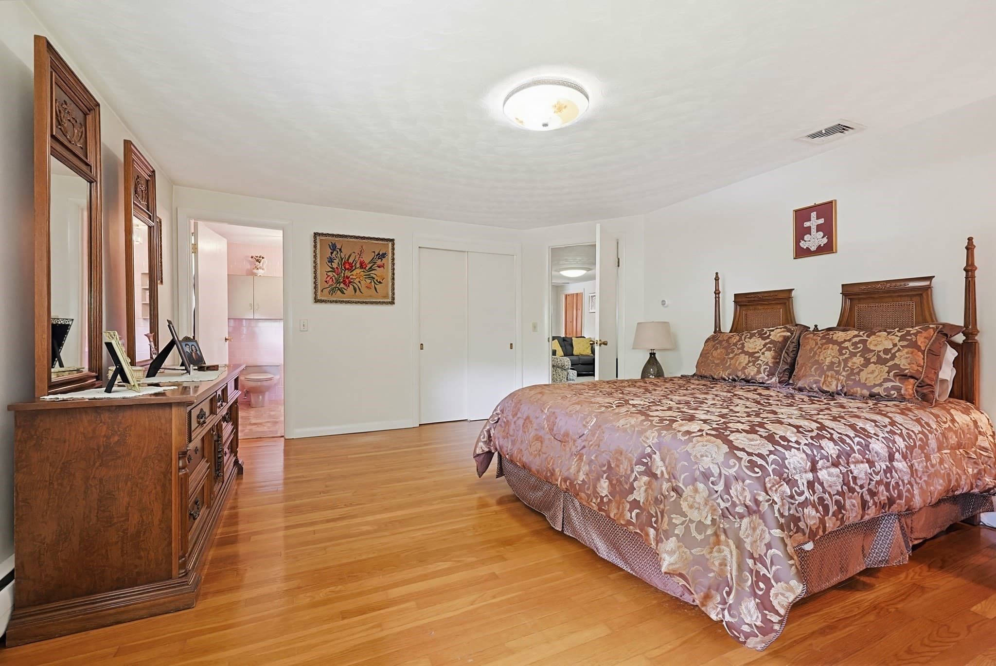 Single Family Residence at 251 Millbury St, Auburn MA 01501, Auburn, photo 19 of 42