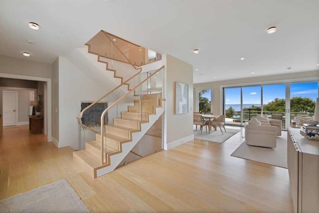 24 Westwood Road, Falmouth MA 02556 photo 5