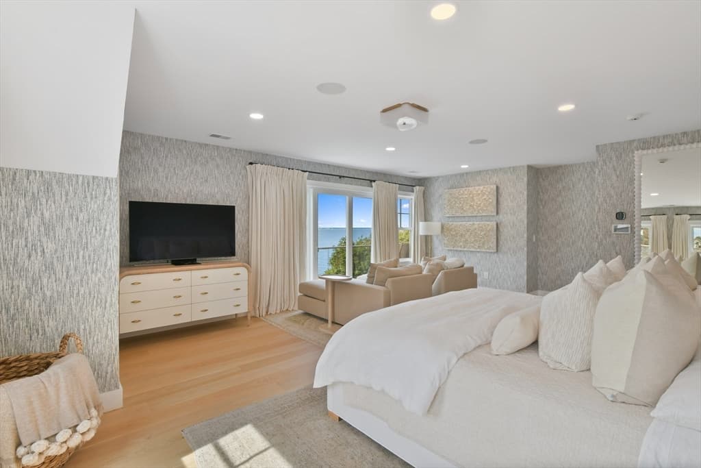 24 Westwood Road, Falmouth MA 02556 photo 19