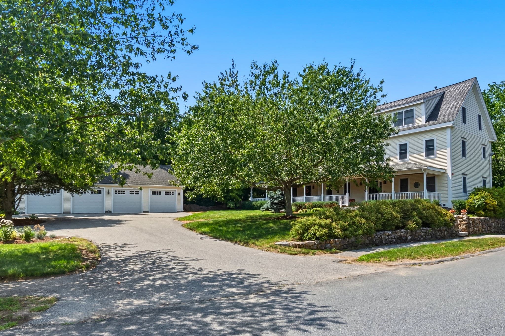 Condominium at 10 Friend Ct # 3, Wenham MA 01984, photo 2 of 26