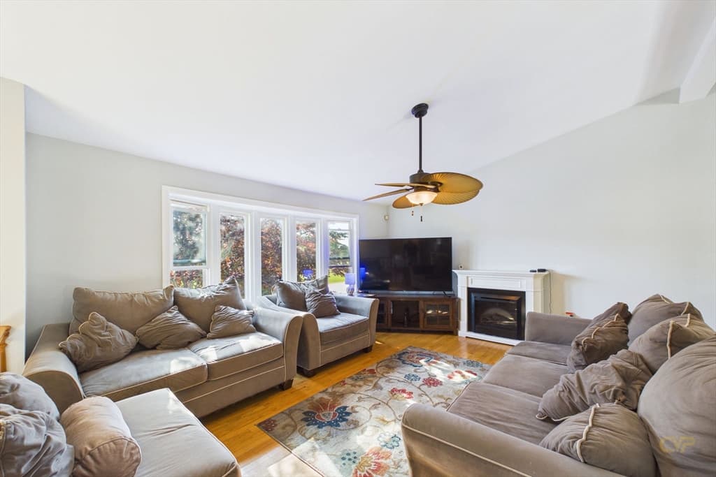 6 Lighthouse Ln, New Bedford MA 02744 photo 6