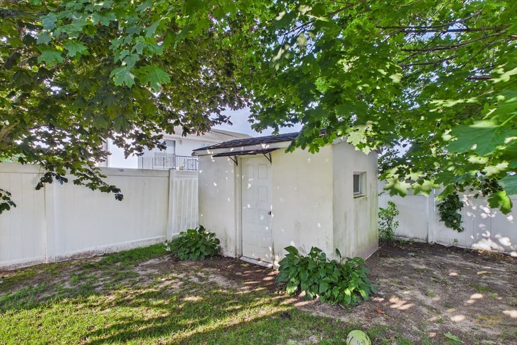 6 Lighthouse Ln, New Bedford MA 02744 photo 42