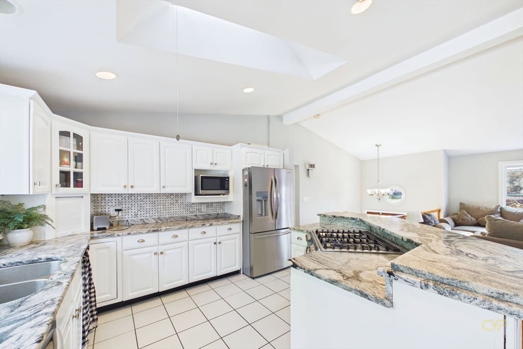 6 Lighthouse Ln, New Bedford MA 02744 photo 17