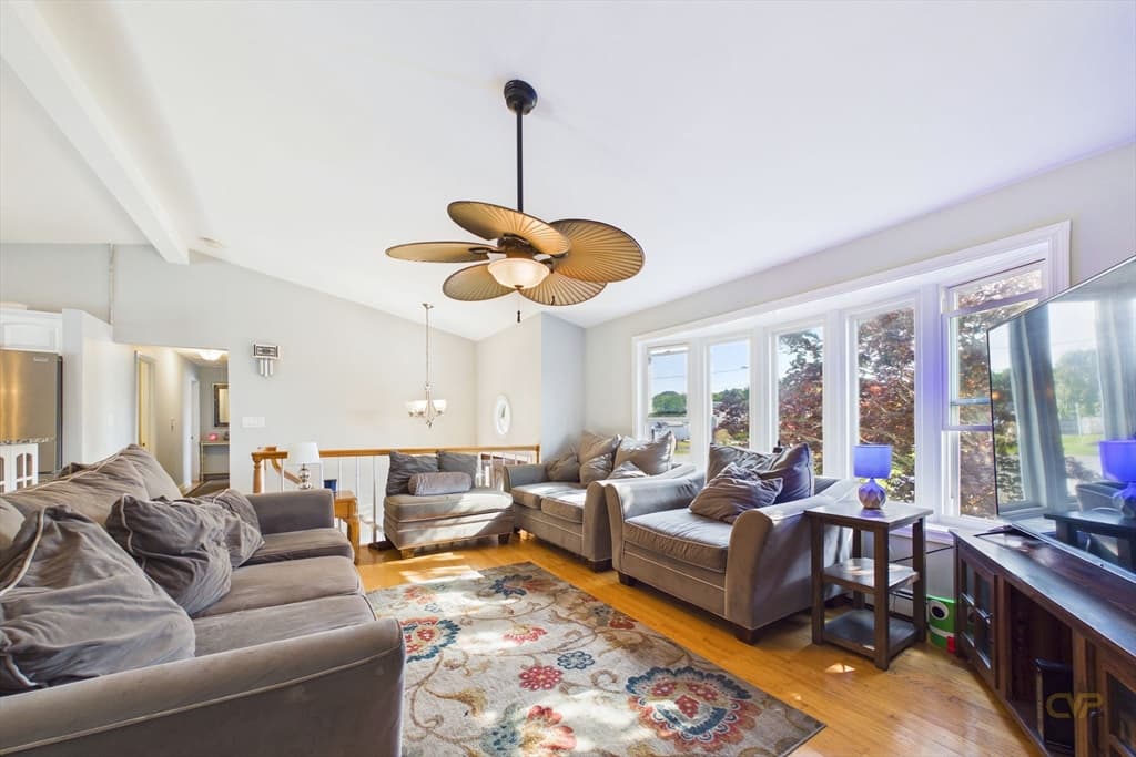 6 Lighthouse Ln, New Bedford MA 02744 photo 7
