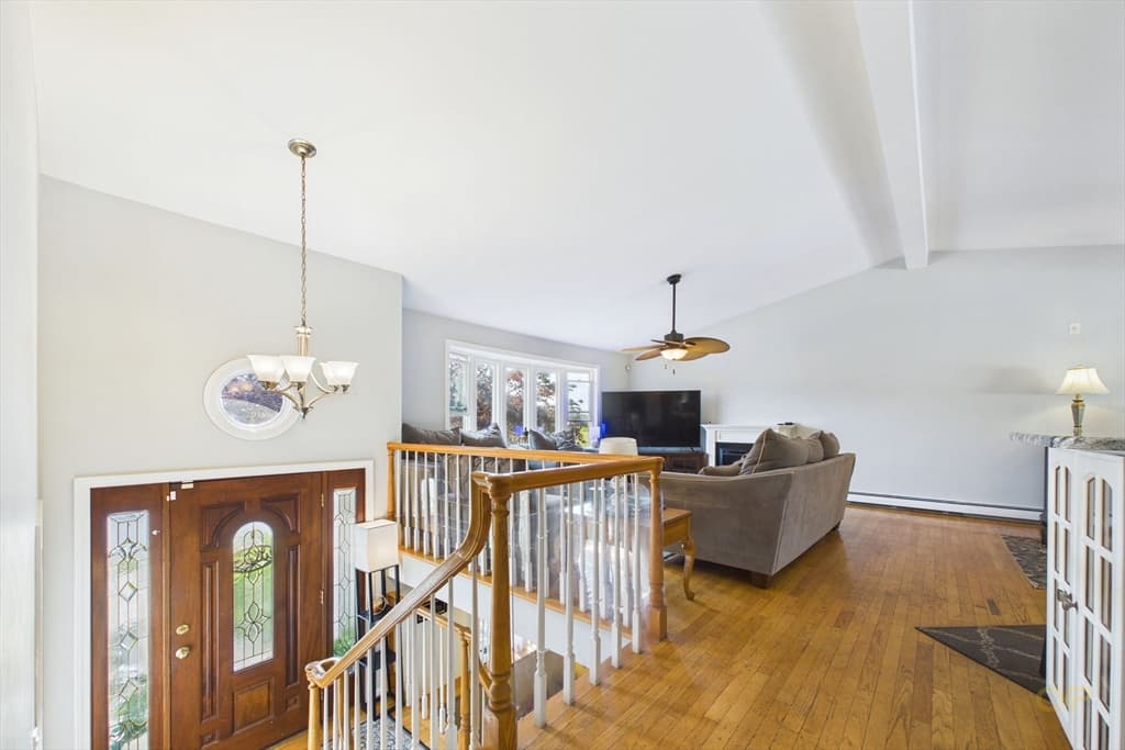 6 Lighthouse Ln, New Bedford MA 02744 photo 5