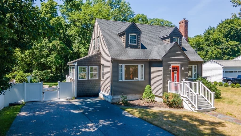 14 Nelson Street, Hopedale MA 01747 photo 3