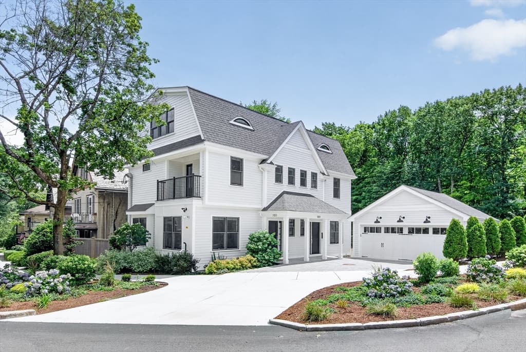 101 Sumner Road # 1, Brookline MA 02445