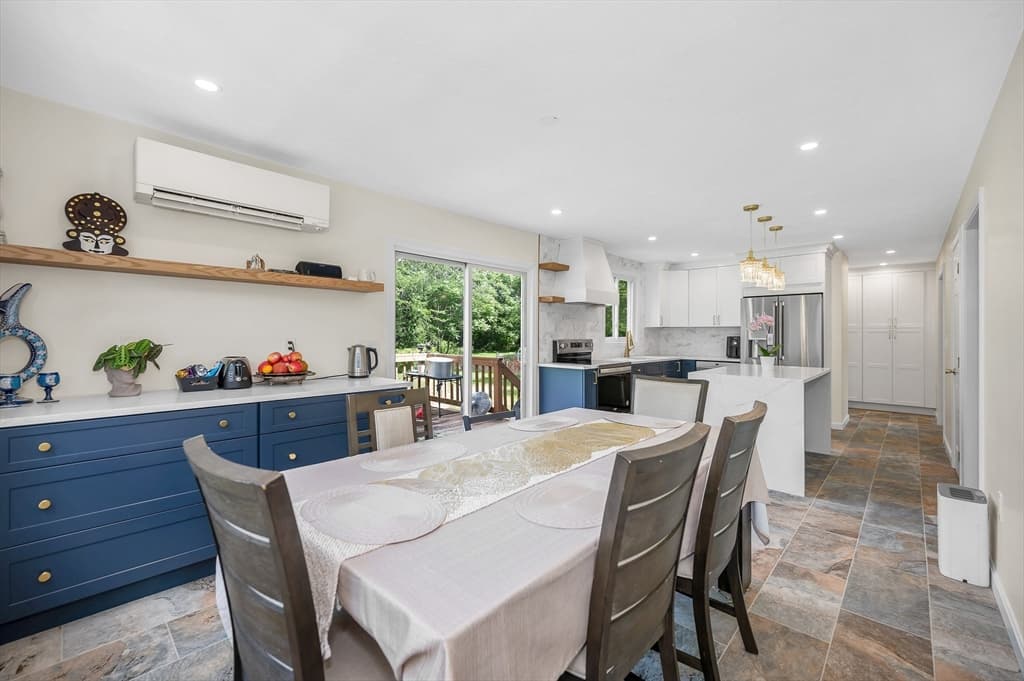 Single Family Residence at 769 Grafton St, Shrewsbury MA 01545, photo 16 of 35