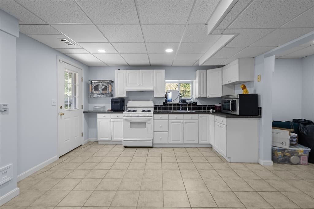 30 Willow Creek Dr, Attleboro MA 02703 photo 39