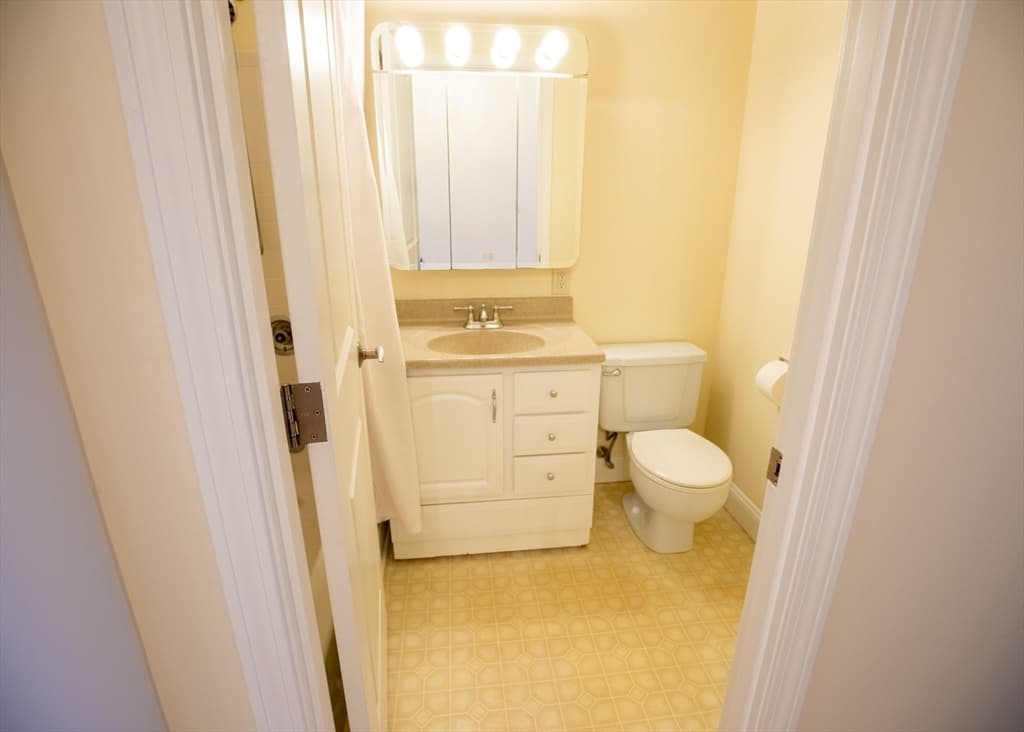Condominium at 16 Balmoral Street # 417, Andover MA 01810, Andover, photo 12 of 20