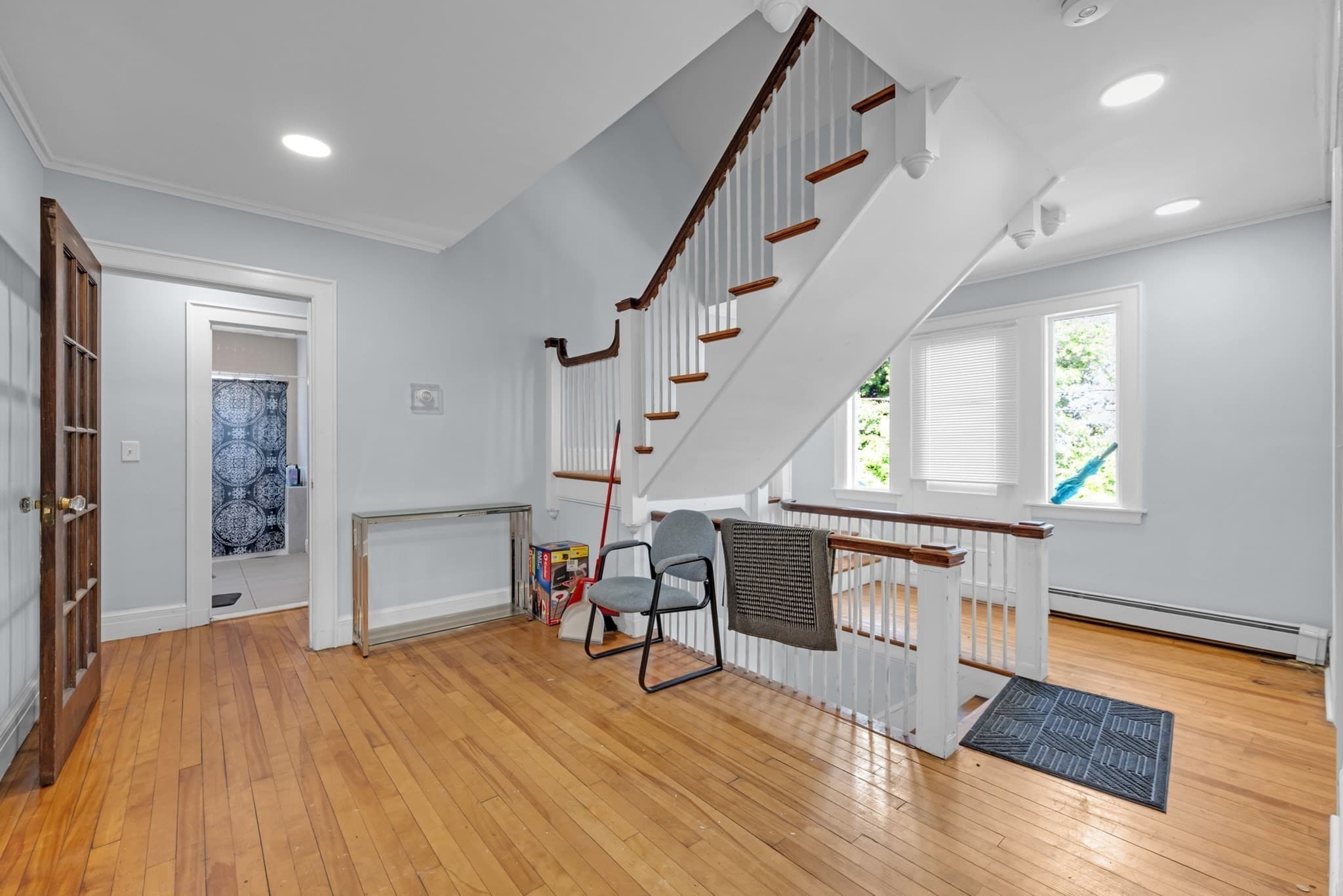 Multi Family at 18 Mount Vernon St, Fitchburg MA 01420, Fitchburg, photo 2 of 40