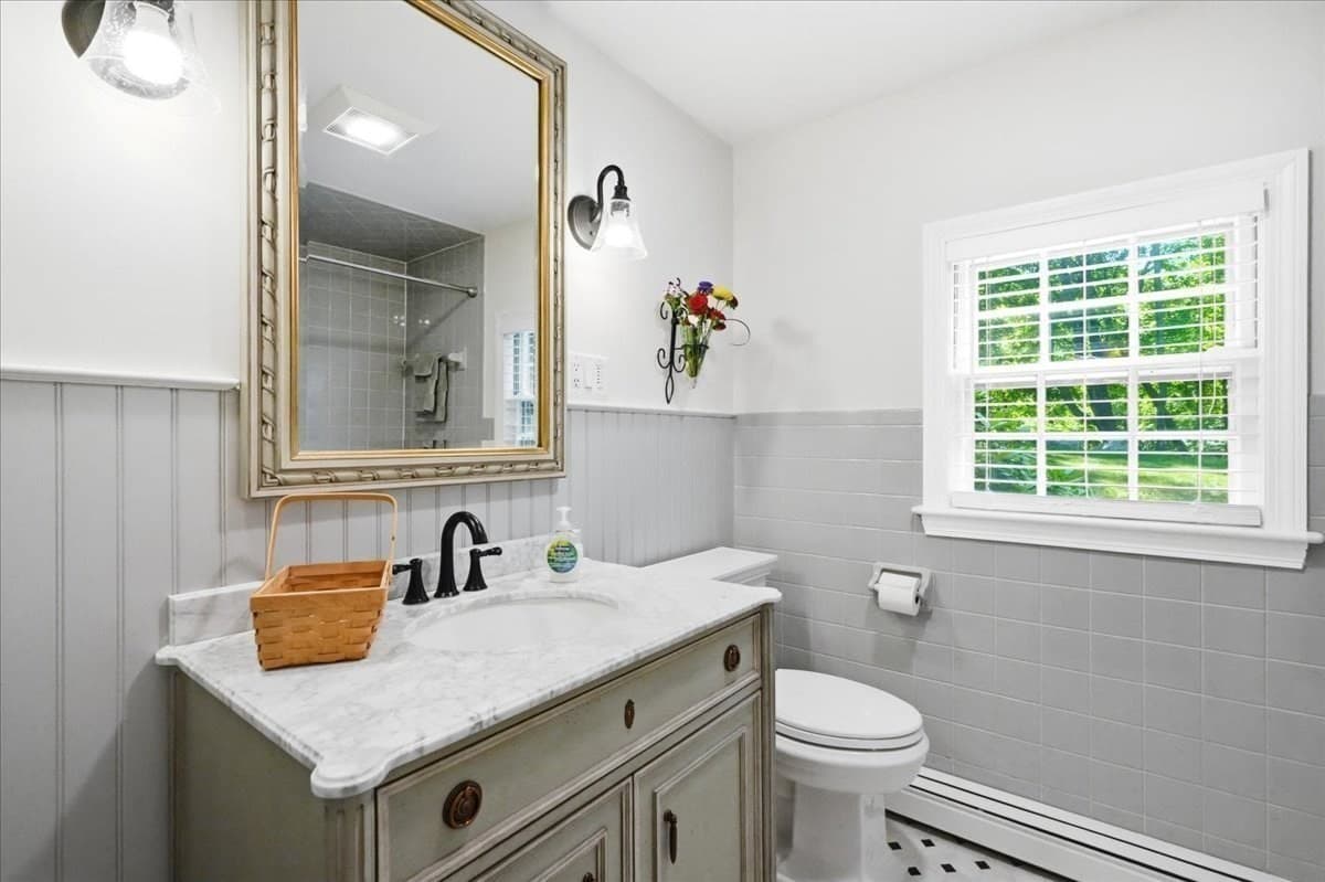 Single Family Residence at 485 Main St, Hingham MA 02043, photo 26 of 38