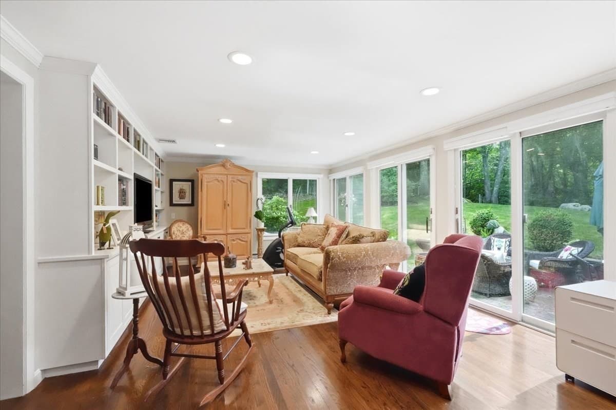Single Family Residence at 485 Main St, Hingham MA 02043, photo 10 of 38