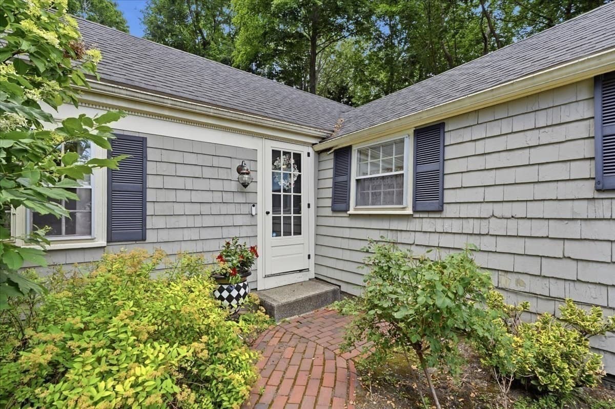 Single Family Residence at 485 Main St, Hingham MA 02043, photo 33 of 38