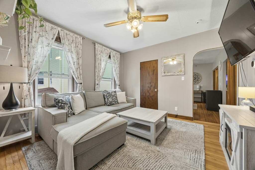 188 Vernon Street, Worcester MA 01607 photo 3