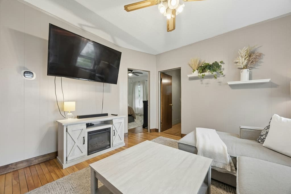 188 Vernon Street, Worcester MA 01607 photo 5