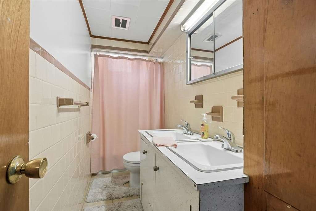 188 Vernon Street, Worcester MA 01607 photo 19