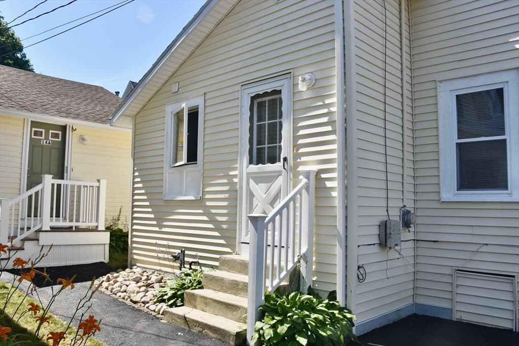 14 Longwood Ave, Wareham MA 02558 photo 12