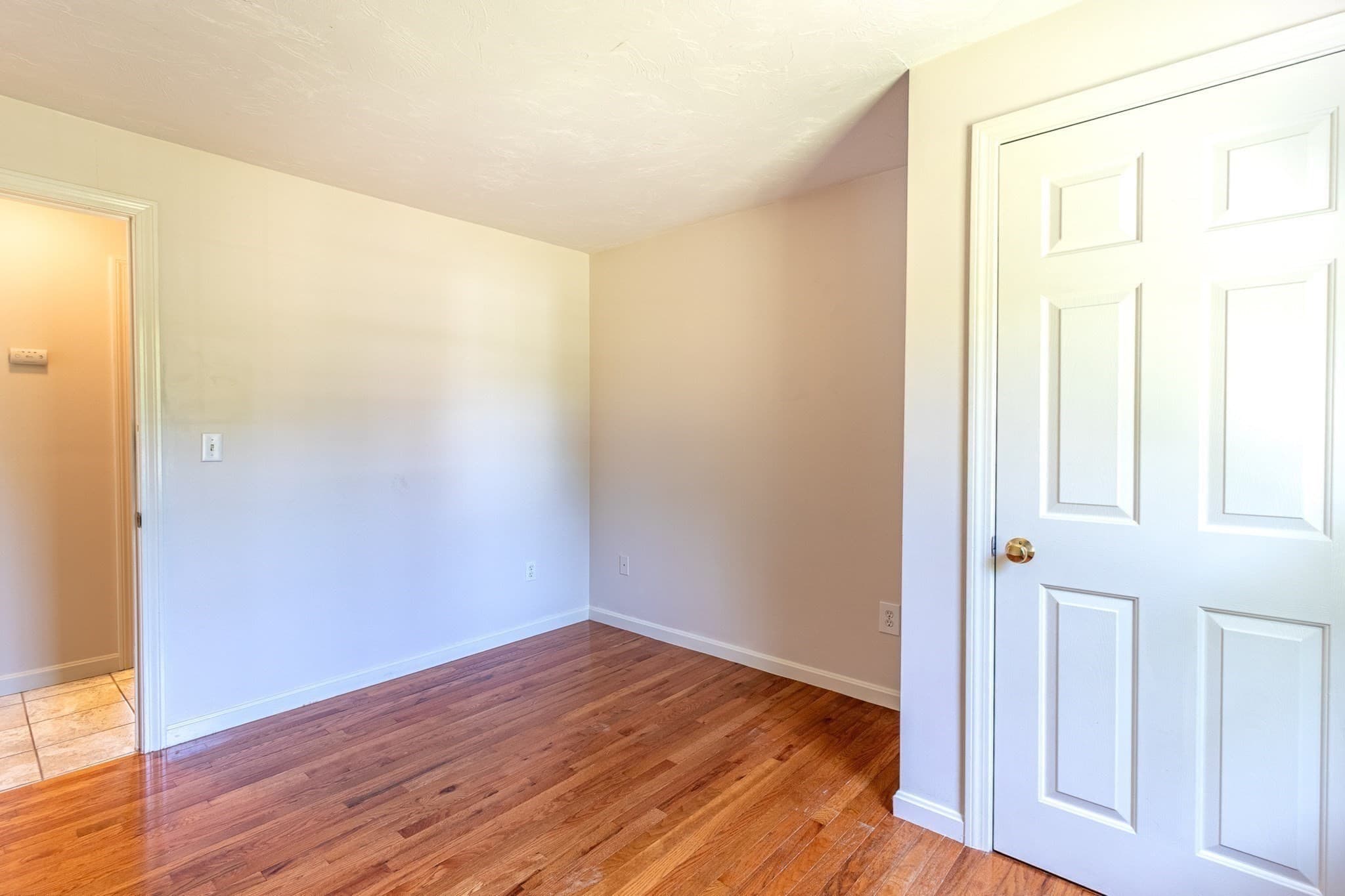 Single Family Residence at 37 Yearling Run Rd, Bourne MA 02532, photo 13 of 42