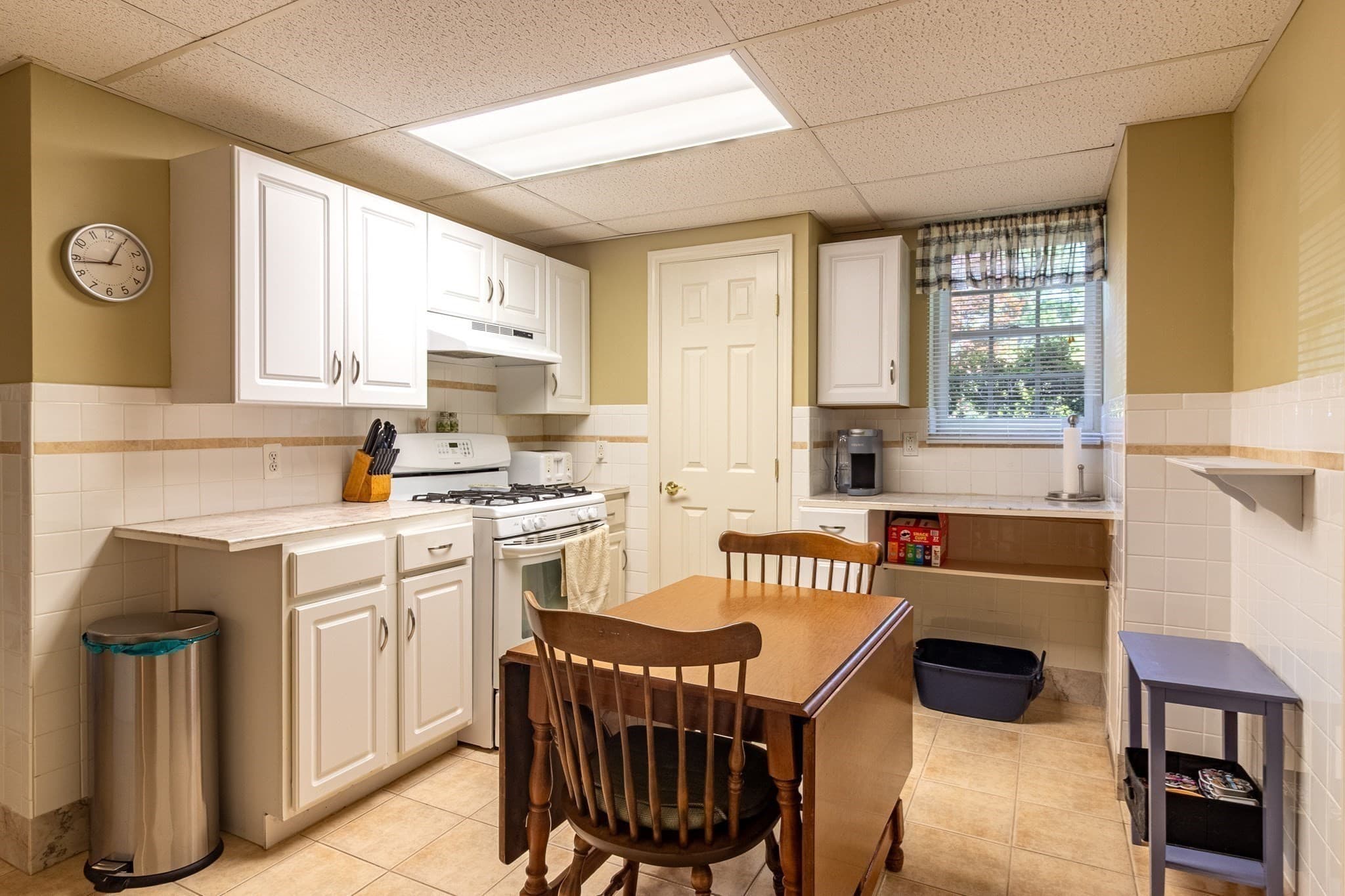 Single Family Residence at 37 Yearling Run Rd, Bourne MA 02532, photo 28 of 42