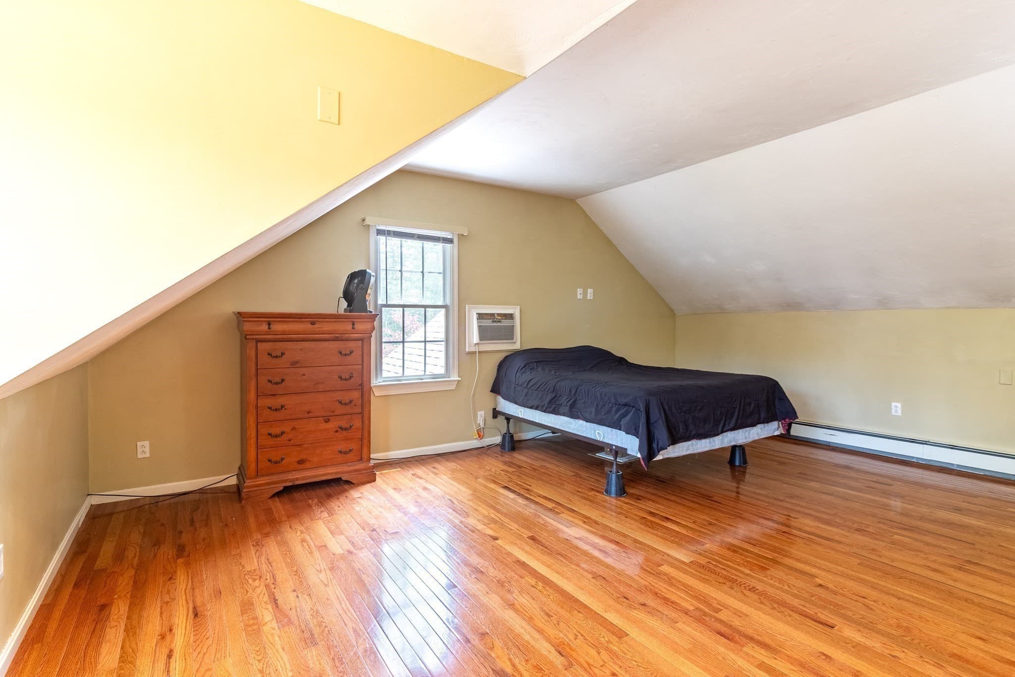 Single Family Residence at 37 Yearling Run Rd, Bourne MA 02532, photo 20 of 42