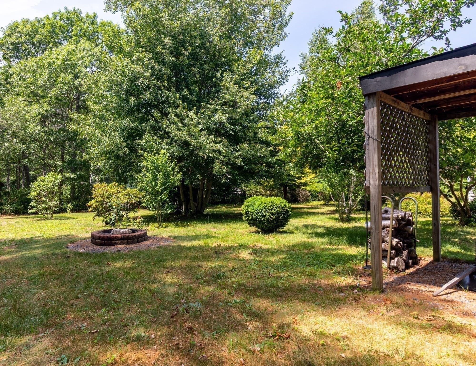 Single Family Residence at 37 Yearling Run Rd, Bourne MA 02532, photo 37 of 42
