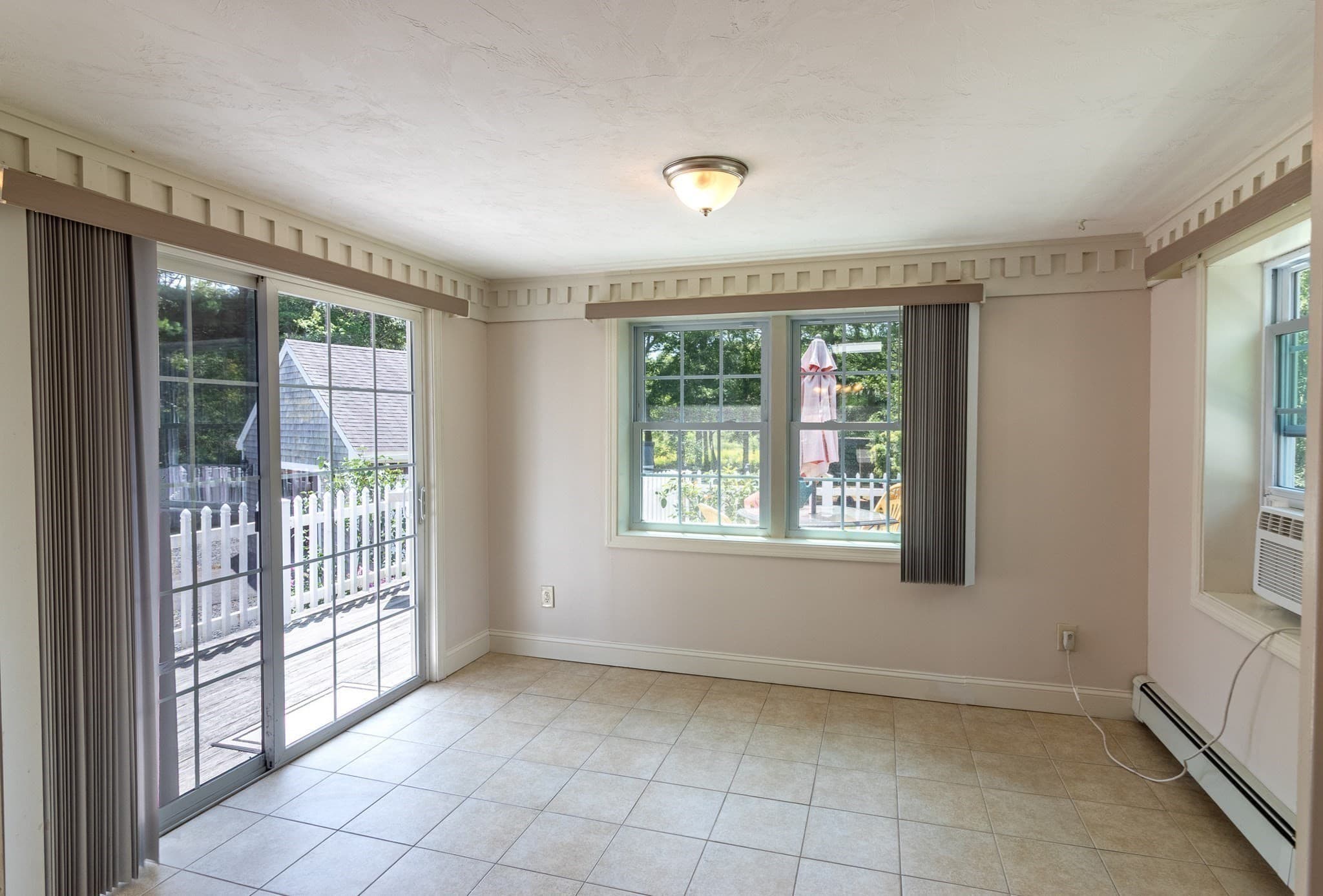 Single Family Residence at 37 Yearling Run Rd, Bourne MA 02532, photo 11 of 42