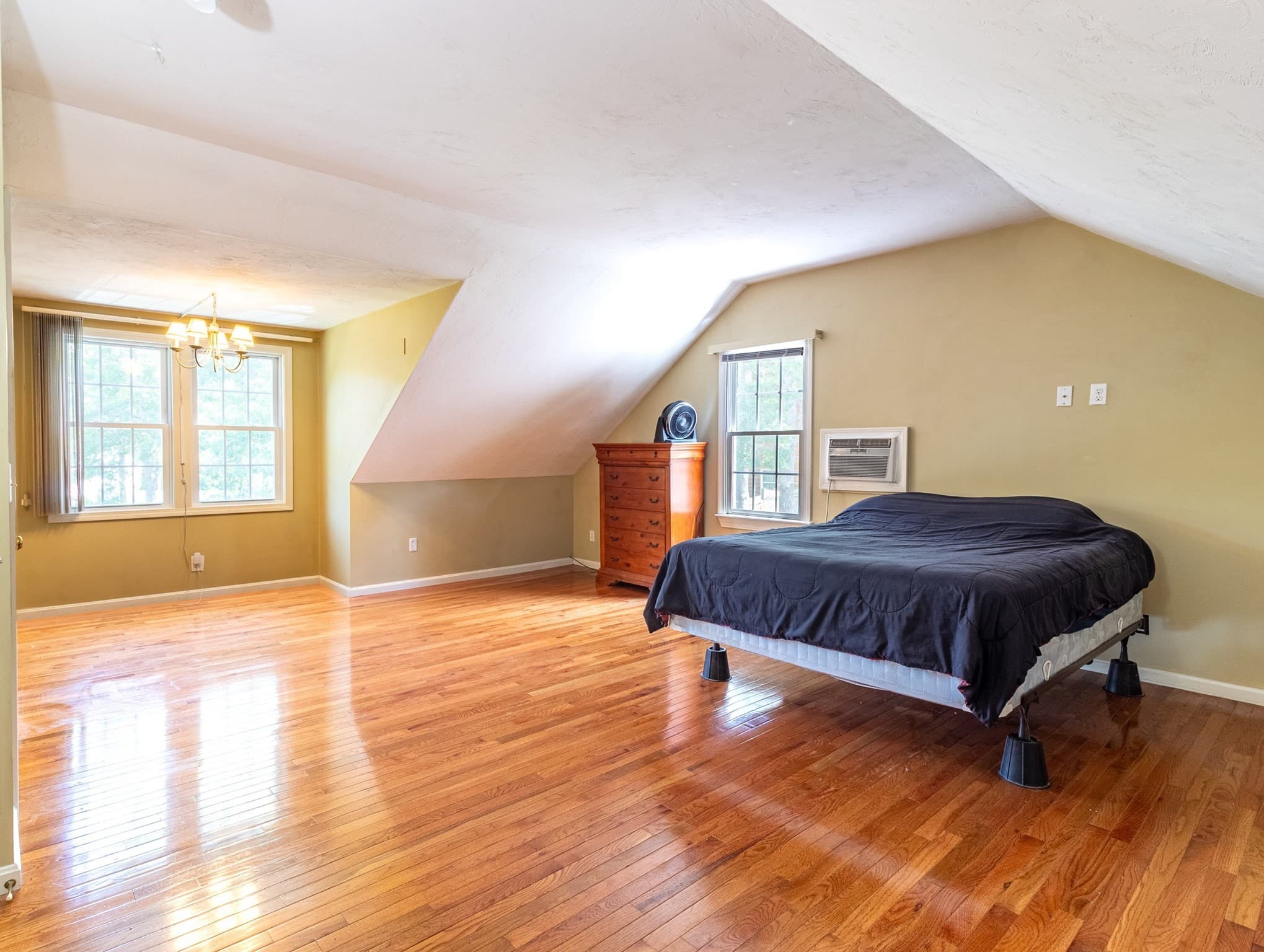 Single Family Residence at 37 Yearling Run Rd, Bourne MA 02532, photo 19 of 42