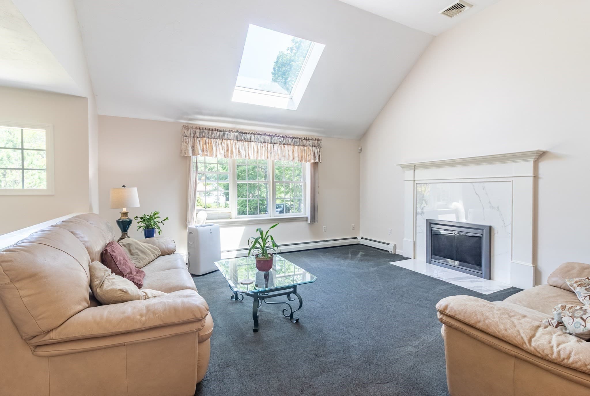 Single Family Residence at 37 Yearling Run Rd, Bourne MA 02532, photo 4 of 42