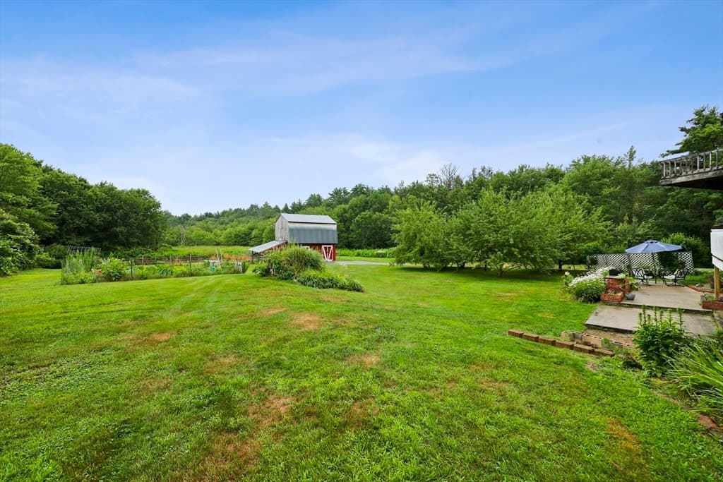 401 N Washington St, Belchertown MA 01007 photo 27