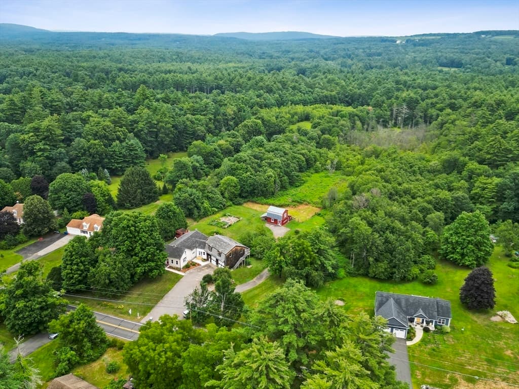401 N Washington St, Belchertown MA 01007 photo 40