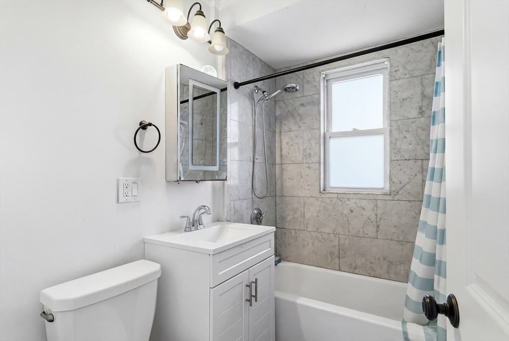3 Family - 3 Units Up/Down at 39 Glen Rd, Boston MA 02130, photo 20 of 42