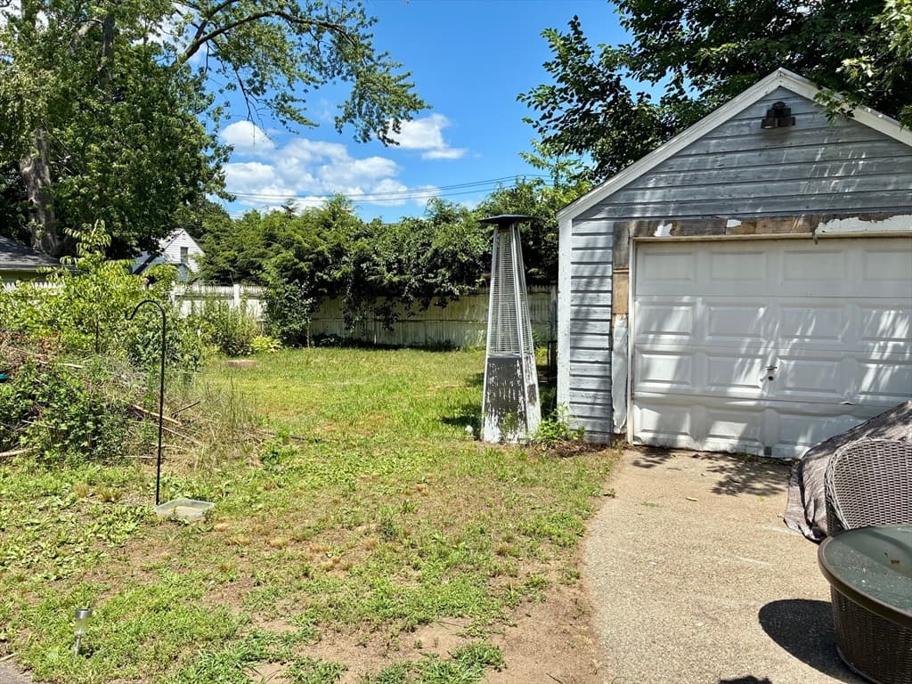 73 Prentice St, Springfield MA 01104 photo 30