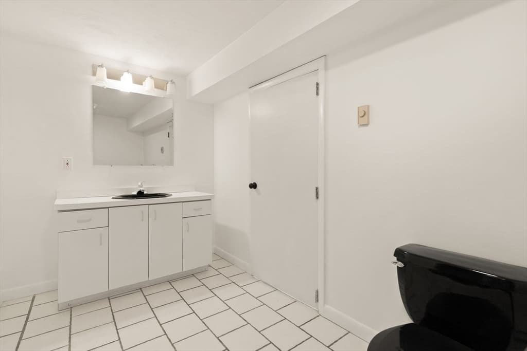 48 Castle Dr, Sharon MA 02067 photo 32