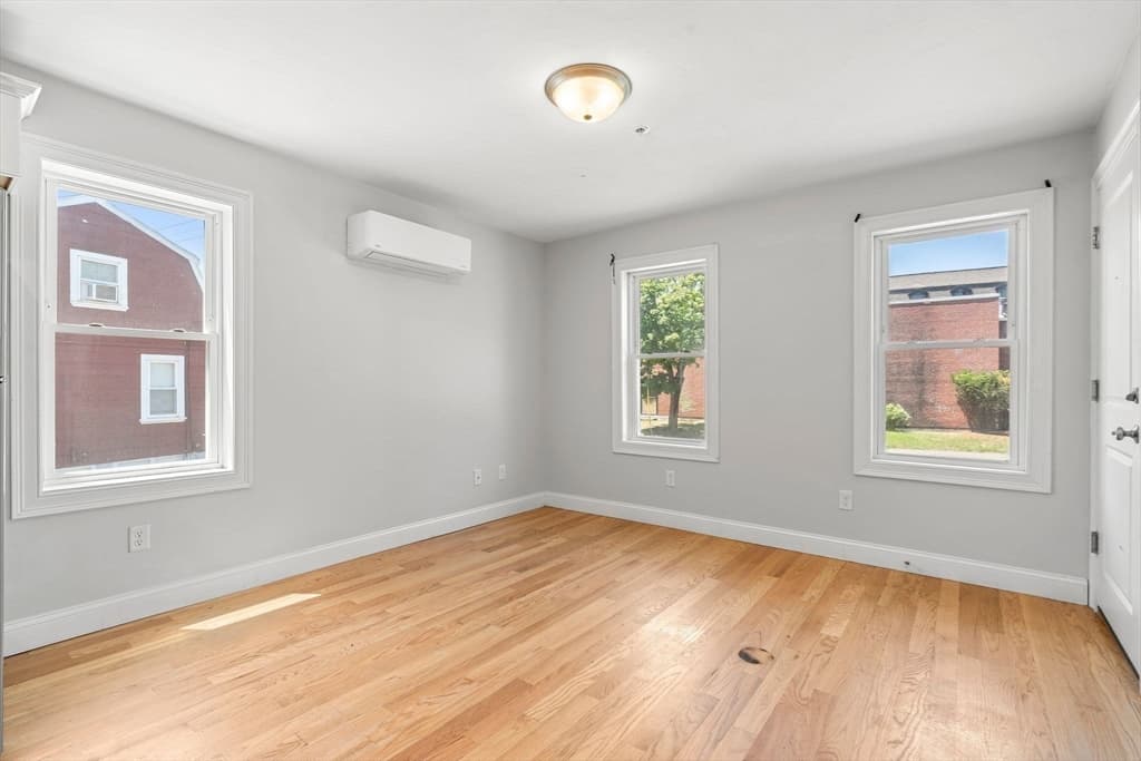 415 Danforth St, Taunton MA 02780 photo 10