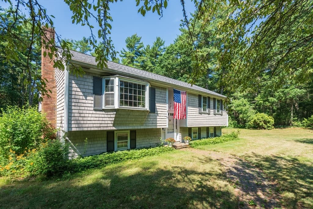Single Family Residence at 88 Upland Rd, Plympton MA 02367, Plympton, photo 2 of 42