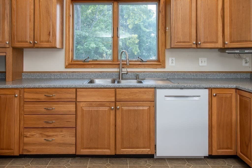 6 Sherman Avenue, Northampton MA 01060 photo 28